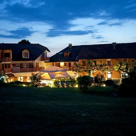 Les Bergeronnettes 3* Champagneux