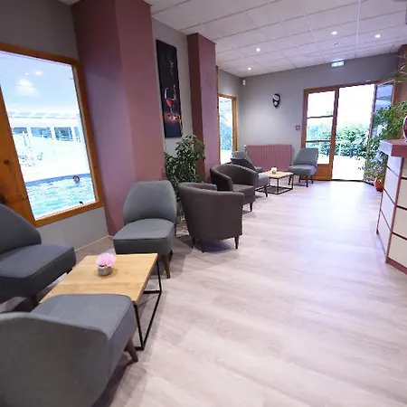 Les Bergeronnettes Hotel 3*